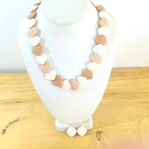 Vintage Necklace Earrings AVON Interlocking Squares Ribbed Clip-On 80s Acrylic